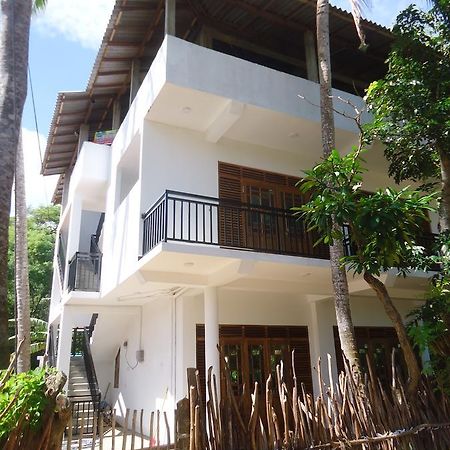 Bed and Breakfast Hiriketiya White House Dikwella Sur Exterior foto