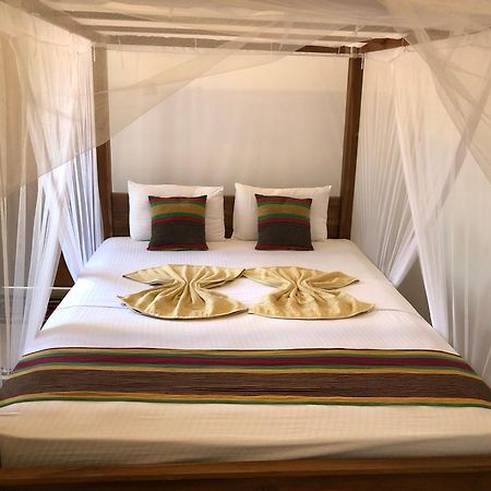 Bed and Breakfast Hiriketiya White House Dikwella Sur Exterior foto